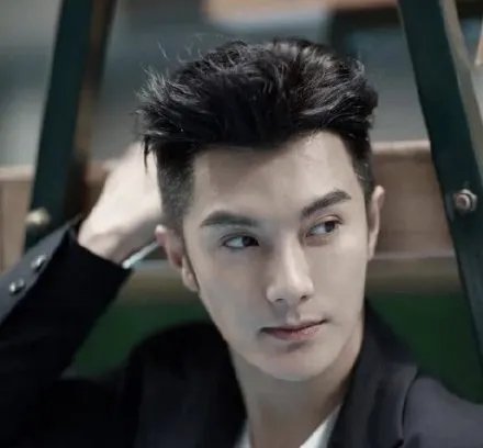 于正沈泰聚餐实在是让人惊讶，他俩之间有过什么矛盾吗？