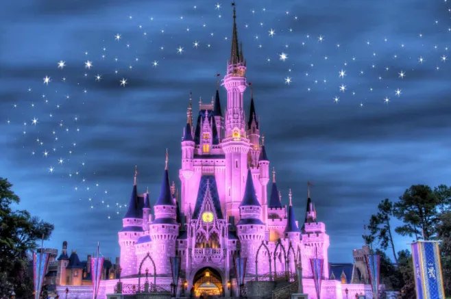 美国迪士尼乐园将裁员2.8万人？