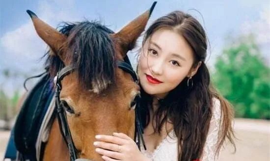 陈翔六点半腿腿是谁,陈翔六点半腿腿刘洁个人资料、图片