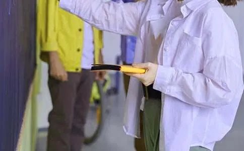 李圣珍教育顾问中心