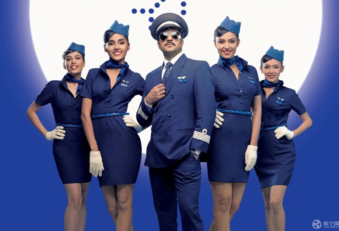 印度民航两飞行员驾驶舱内打架是真的吗?