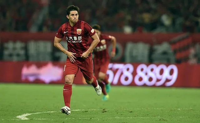 为何上港要求孔卡回归遭拒？