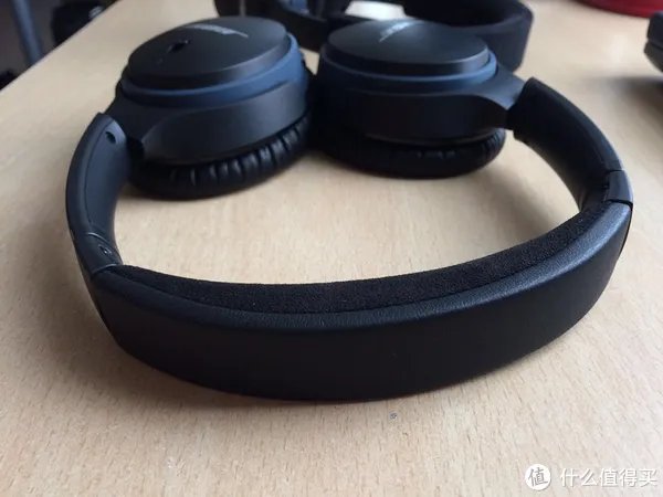 无线头戴耳机的科学选购 篇二：Bose 耳罩式 与 贴耳式 无线耳机的对比