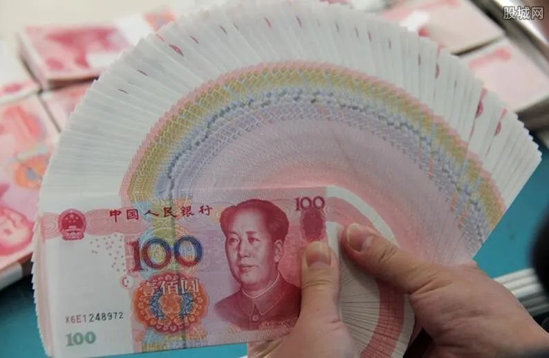 中国人均国民收入超1万美元 释放出什么信号？