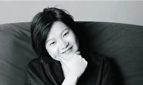 洪晃个人资料简介:洪晃的真实身世