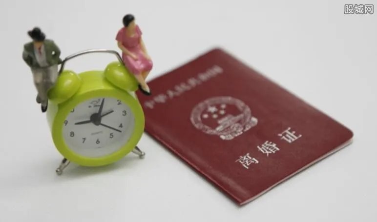 张楠赵芸蕾离婚 离婚原因曝光田卿当第三者是谣言