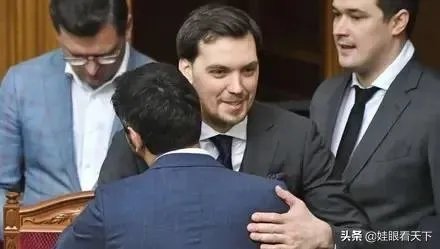 怎么看待乌克兰总统泽连斯基驳回总理贡恰鲁克辞呈？