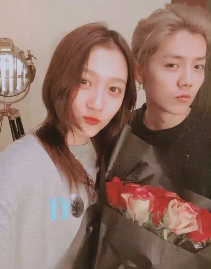 鹿晗被疑与关晓彤分手，你希望他们在一起吗？