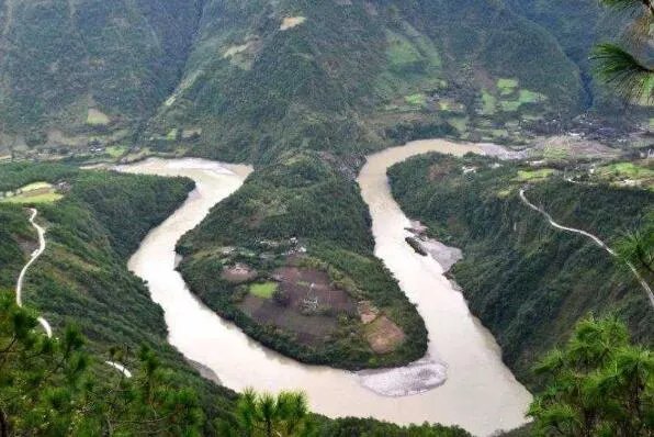 中国最长的河流排名前十名 松花江上榜,长江位居第一