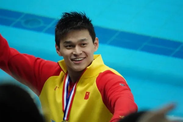 澳洲泳坛传奇炮轰孙杨，大放厥词是出于什么心态？