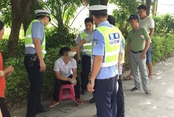 高速男子被堵10小时晕倒后获救了吗？