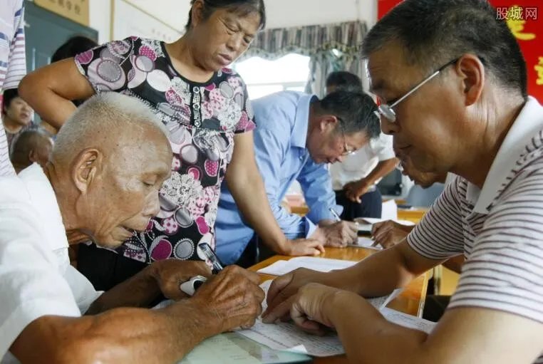 延迟退休最新消息 2018延退方案出台了吗