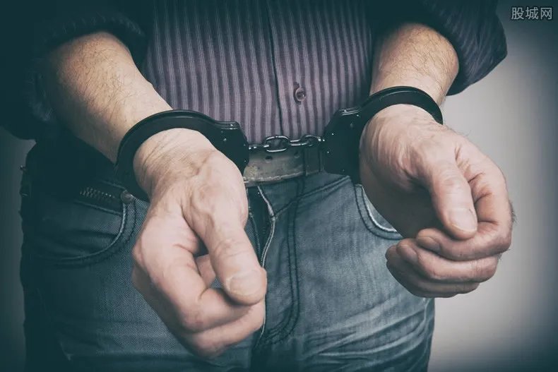 康明凯被拘留原因 康明凯被抓与华为事件有关联吗