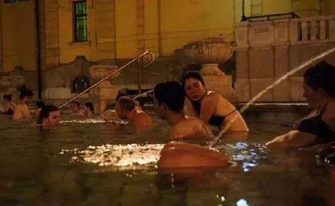 全球最奇葩民族风俗 知道一个就吓死你（图）