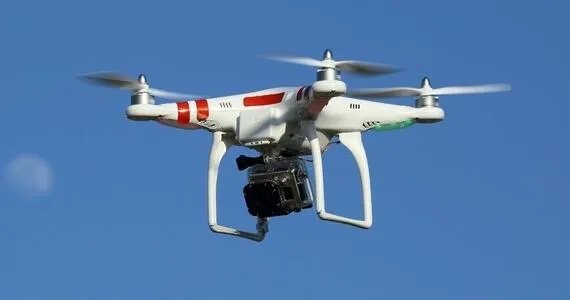 无人机营救遇险者，无人机的发明对社会的作用有多大？