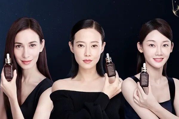 雅诗兰黛精华液的正确使用方法