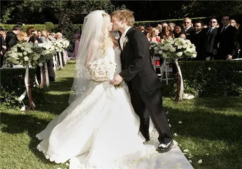 艾薇儿结婚背景音乐是哪首 适合婚礼的英文歌曲有哪些