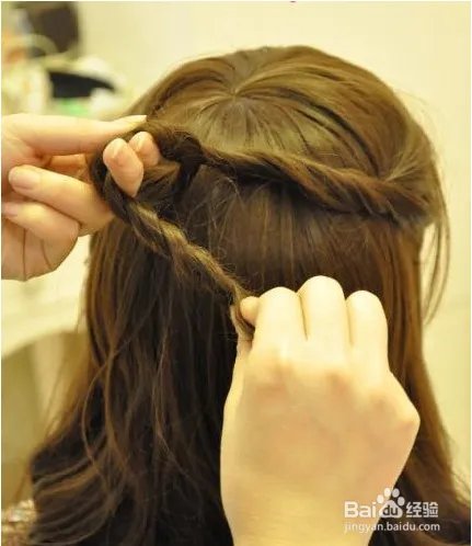 韩式公主发型扎法