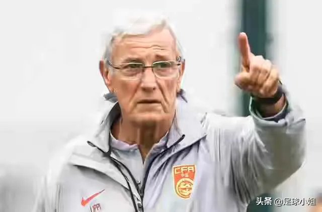 半路撂摊子,合同未履行完,里皮主动辞职,他要不要赔偿足协违约金呢?