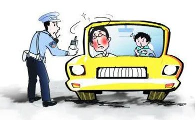 男子酒驾被查后栽赃给女友，这样的人值得托付吗？