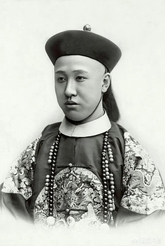 溥仪有多少个妹妹？为什么她们称“格格”却不称“公主”？