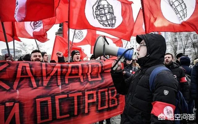 1月20日，安倍前往莫斯科，继续向普京要岛，是不是又是自寻烦恼之旅？