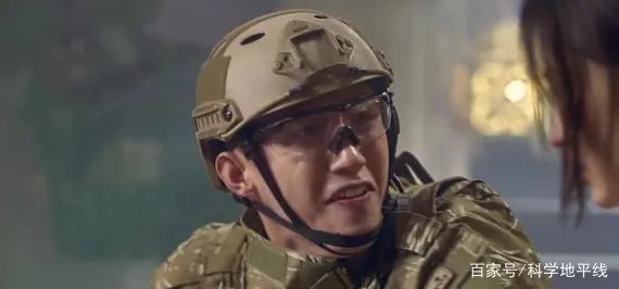 《爱上特种兵》首播剧情太狗血,黄景瑜肌肉辣眼,你觉得呢?