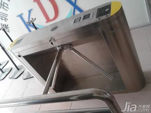 防静电门禁系统的重要性及功能