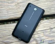 Android时尚智能机 HTC Hero大降199元