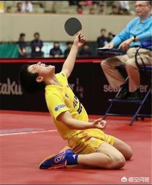 澳大利亚乒乓球公开赛，周雨在2-1领先的情况下，惨被张本智和4-2逆转，如何评价这场比赛？