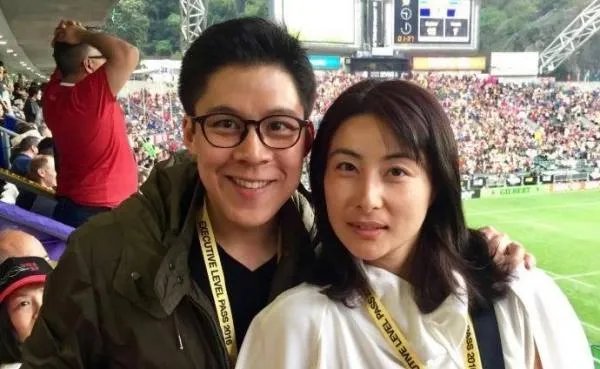 有种“合照”叫做郭晶晶,明明颜值不算高,却每次都能赢女星,你怎么看?