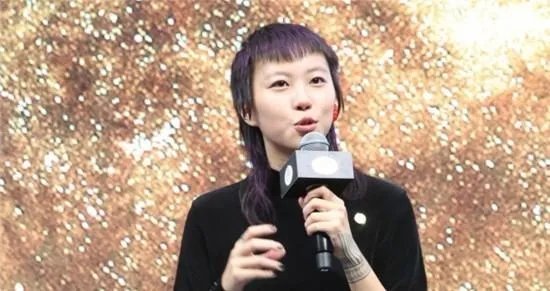 被称为音乐鬼才的窦靖童，在音乐上有些什么成就？