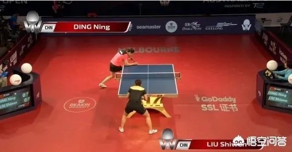 在刘诗雯和丁宁的比赛中,央视解说杨影饱受争议,球迷直呼:求央视换解说。你怎么看?