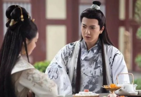 如何评价古装剧《明月照我心》？