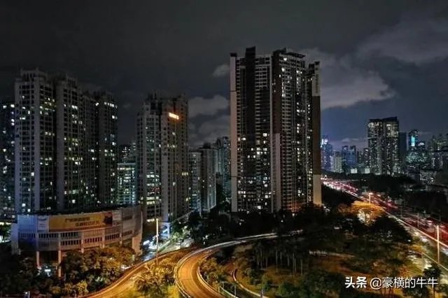 荣耀Play3现价735元，是否值得入手？有何建议？