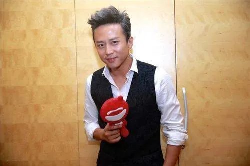 邓超单方面宣布邓超工作室解散,背后的原因是什么?