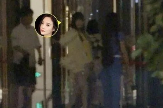 贾乃亮方回应与李小璐复合是怎么回事 贾乃亮和李小璐复合了吗