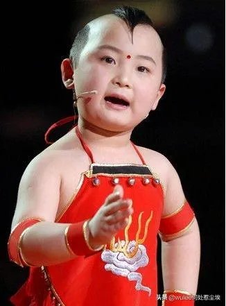 细数曾经红极一时的春晚小童星，如今的他们怎么样了？