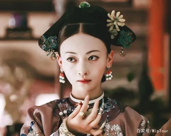 吴谨言和洪尧恋情曝光疑似同居，你觉得他们二人般配吗？