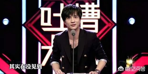 歌手薛之谦服装店开业，一小时店铺被粉丝买空，明星赚钱为什么这么容易？