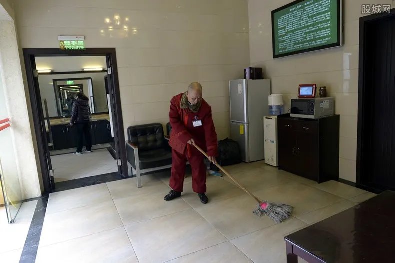 上海免费提供厕纸 以后市民无需刷脸取纸使用