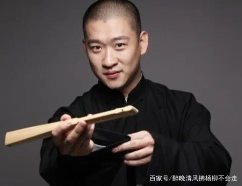 曹云金当时为何要退出德云社呢？你觉得他做的对不对呢？