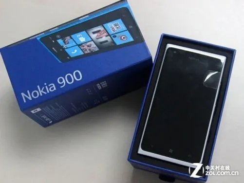 Windows Phone旗舰魅力 诺基亚900评测