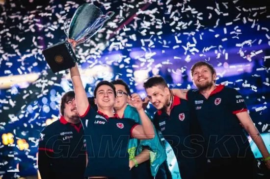CSGO PGL Major决赛 Gambit登顶世界之巅