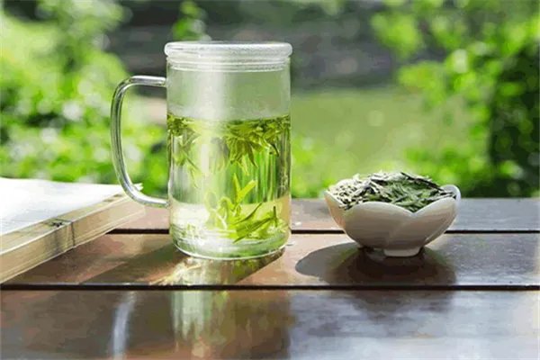 西湖龙井可以冲泡几次 西湖龙井可以冷泡吗