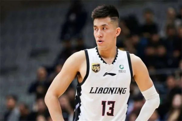 郭艾伦在昆山四国赛上的表现怎么样？