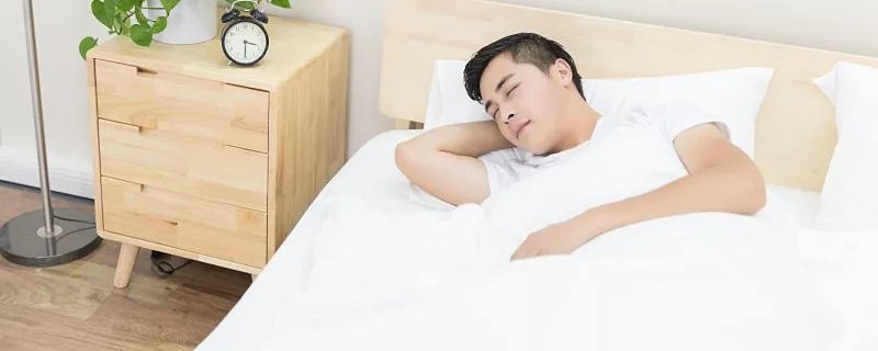 梦到踩空相关梦分析 梦见踩空代表什么预兆