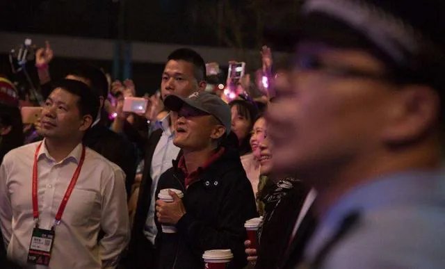 对于《风清扬》这首歌大家感觉怎么样?