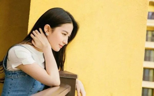 刘亦菲长得很漂亮，大家为什么会觉得她很漂亮呢？
