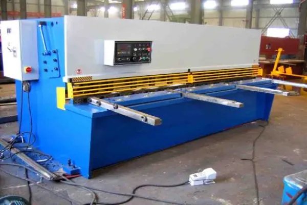 剪板机选哪家呢